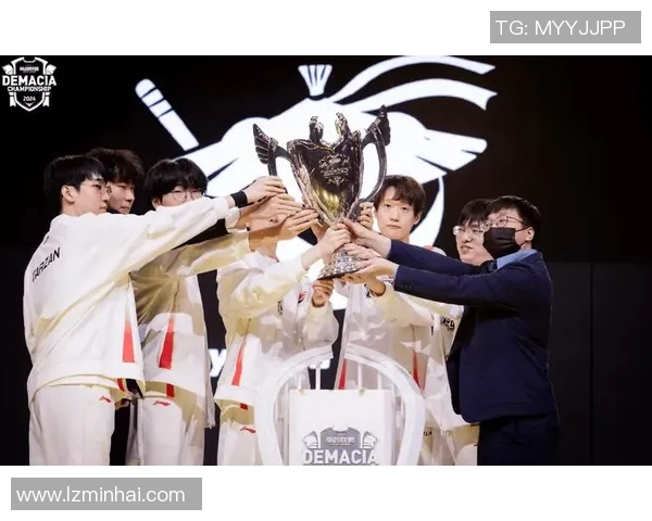 电竞比分大师赛分析TES战队近期状态与表现的深度点评